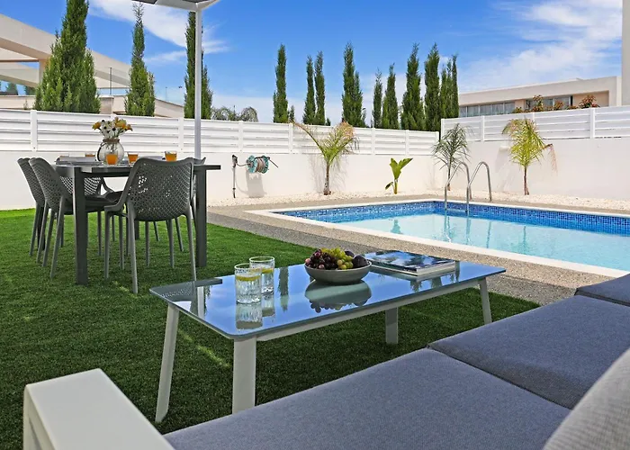 Violeta - 3bed Large Pool פרוטאראס