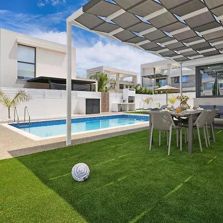 Violeta - 3bed Large Pool بروتاراس