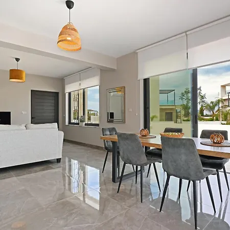 Violeta - 3bed Large Pool * بروتاراس