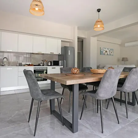 Violeta - 3bed Large Pool Протарас